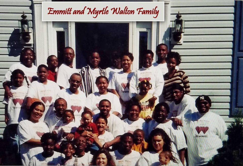 Emmitt and Myrtle Walton's Family-group